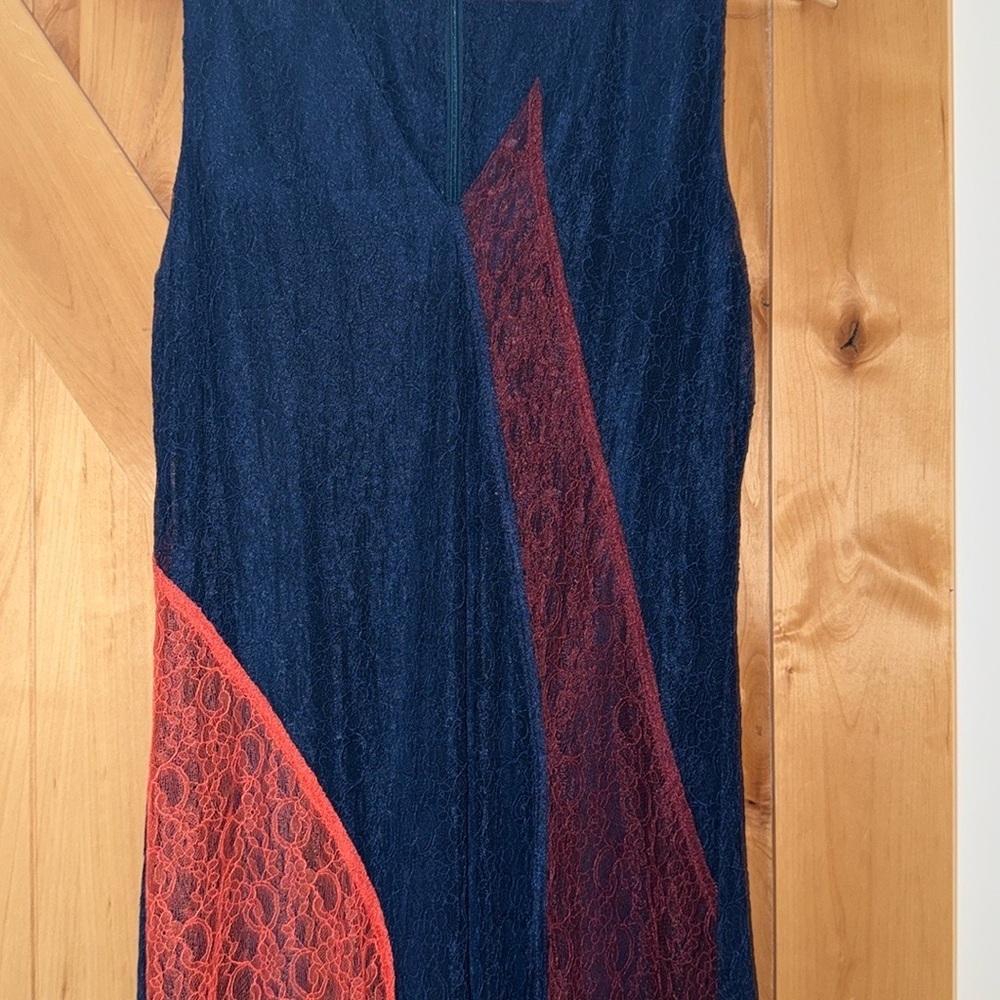 Tory Burch Lace dress Size 12 - Picture 4 of 11